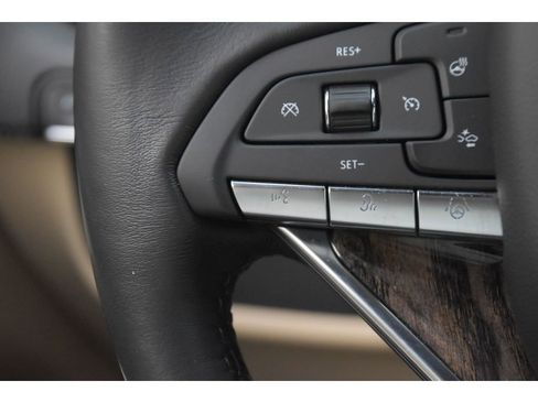 Used 2023 Cadillac Escalade ESV Premium Luxury image 33