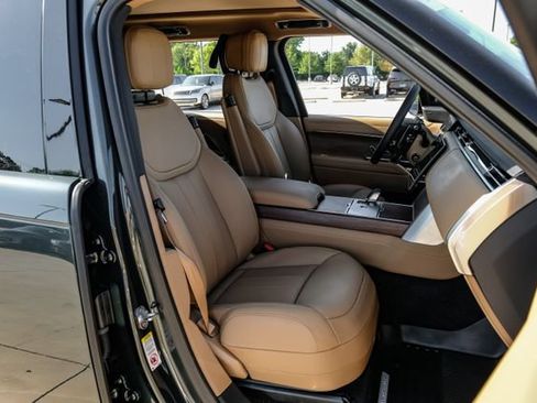New 2026 Land Rover Range Rover Long Wheelbase SE AWD/4WD image 41