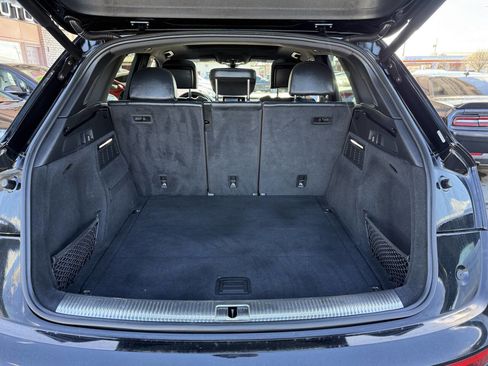 Used 2019 Audi SQ5 Premium Plus w/ Premium Plus Package image 19