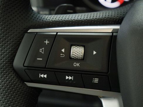 New 2026 Mitsubishi Outlander SE FWD image 9