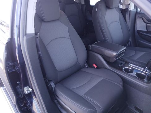 Used 2016 Chevrolet Traverse LT image 29