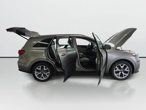 Used 2019 Kia Sorento SX FWD image 9