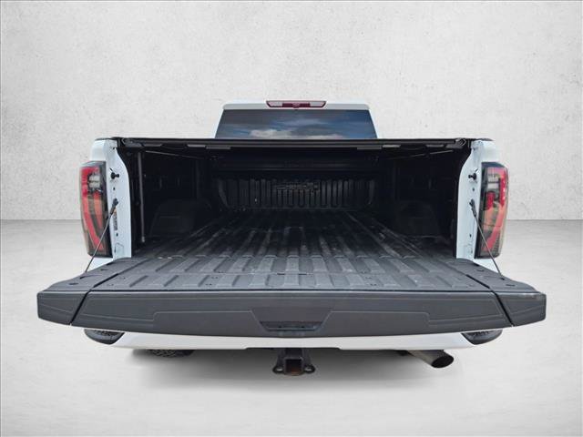 Used 2024 GMC Sierra 2500 AT4 AWD/4WD image 6