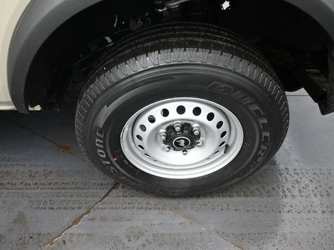 New 2026 Ford Bronco Base image 28