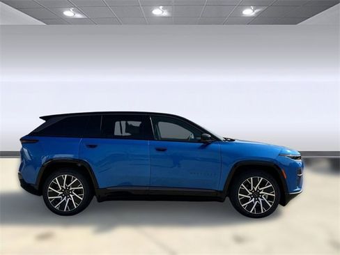 New 2025 Jeep Wagoneer S Limited image 7