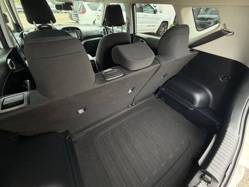 Used 2020 Kia Soul GT-Line FWD image 19