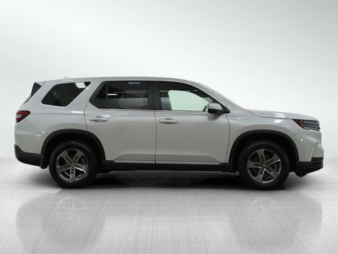 Used 2023 Honda Pilot EX-L image 6