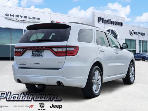 Used 2023 Dodge Durango GT image 5