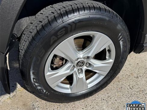 Used 2020 Toyota RAV4 XLE image 25