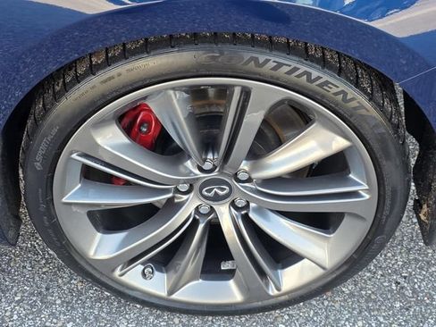 Used 2018 INFINITI Q60 Red Sport 400 w/ Pro Active Package RWD image 35