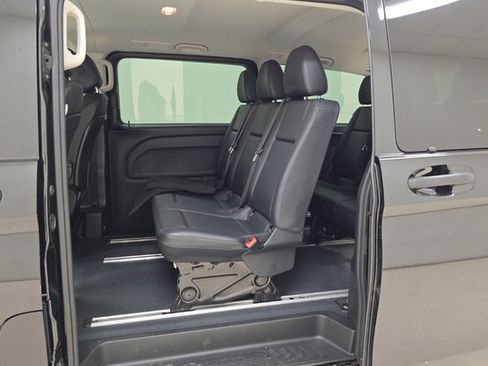 Used 2023 Mercedes-Benz Metris Passenger image 9