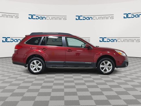 Used 2014 Subaru Outback 2.5i Premium AWD/4WD image 9