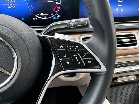 Certified 2025 Mercedes-Benz GLE 450e 4MATIC image 25