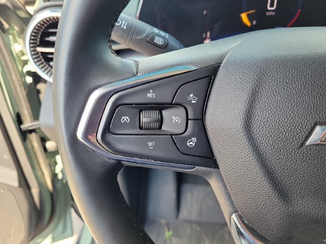 Used 2025 Chevrolet Trax ACTIV FWD image 25