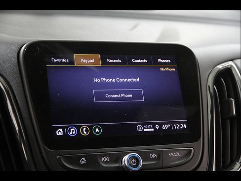 Certified 2022 Chevrolet Equinox RS w/ Infotainment Package FWD image 11