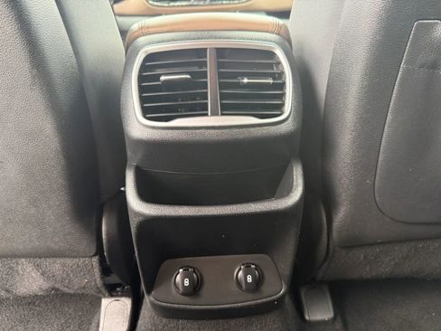 Used 2019 Hyundai Santa Fe SE FWD image 25