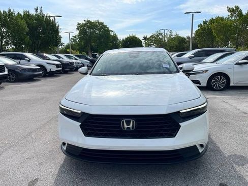 Used 2024 Honda Accord EX image 2