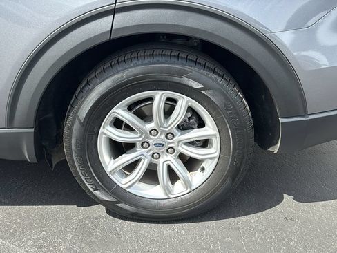 Certified 2021 Ford Explorer 2WD image 8