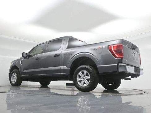 Certified 2022 Ford F150 XLT w/ Equipment Group 301A Mid image 48