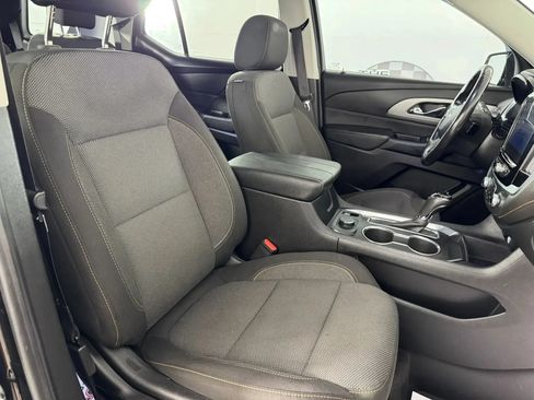Used 2020 Chevrolet Traverse LT FWD image 35