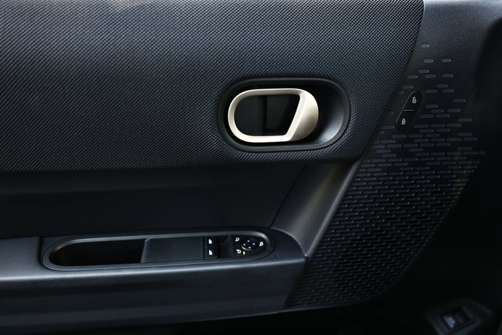 New 2026 MINI Cooper 2-Door Hardtop FWD image 14