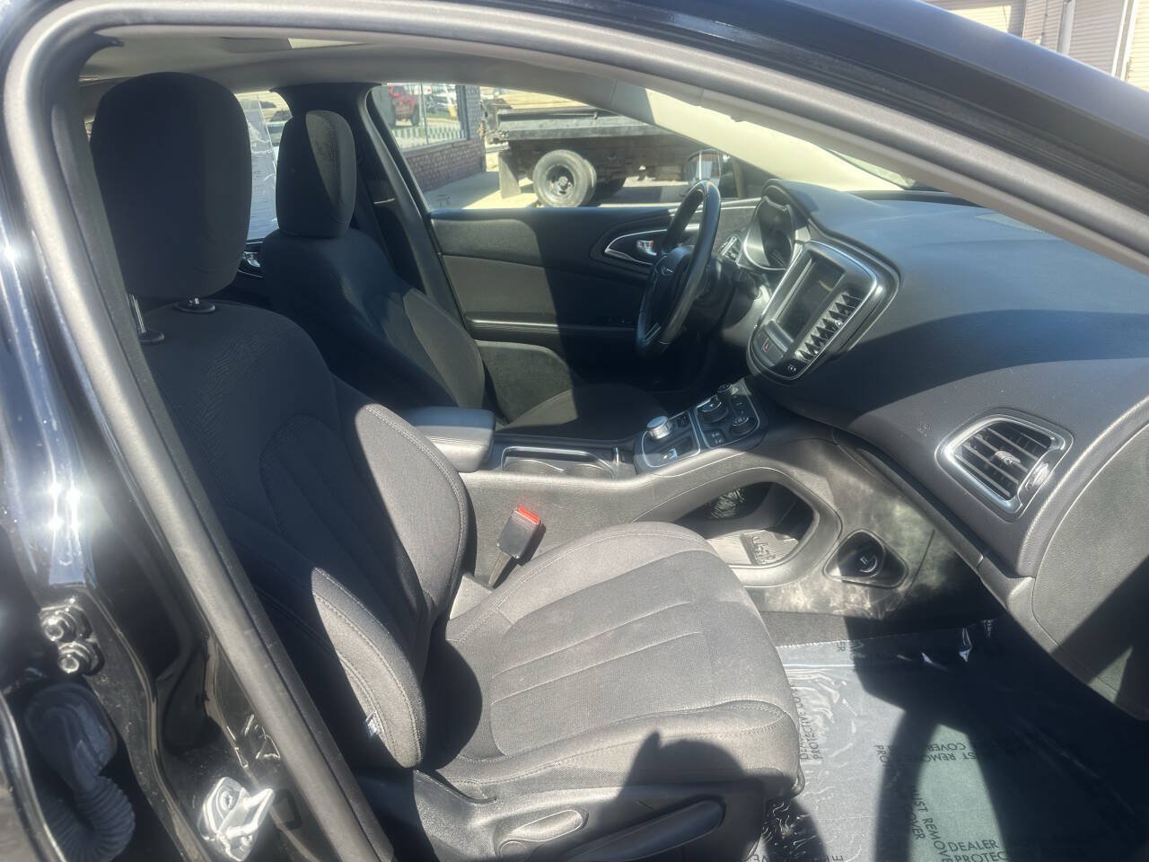 Used 2016 Chrysler 200 Limited w/ Anniversary Edition FWD image 12