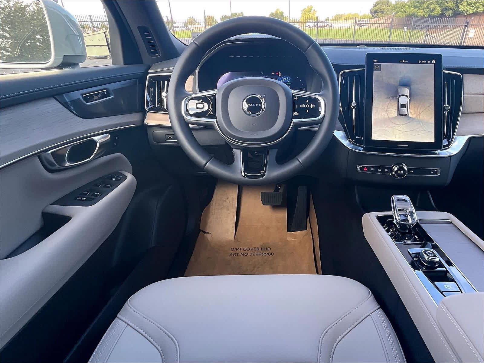 New 2027 Volvo XC90 T8 Plus AWD/4WD image 15