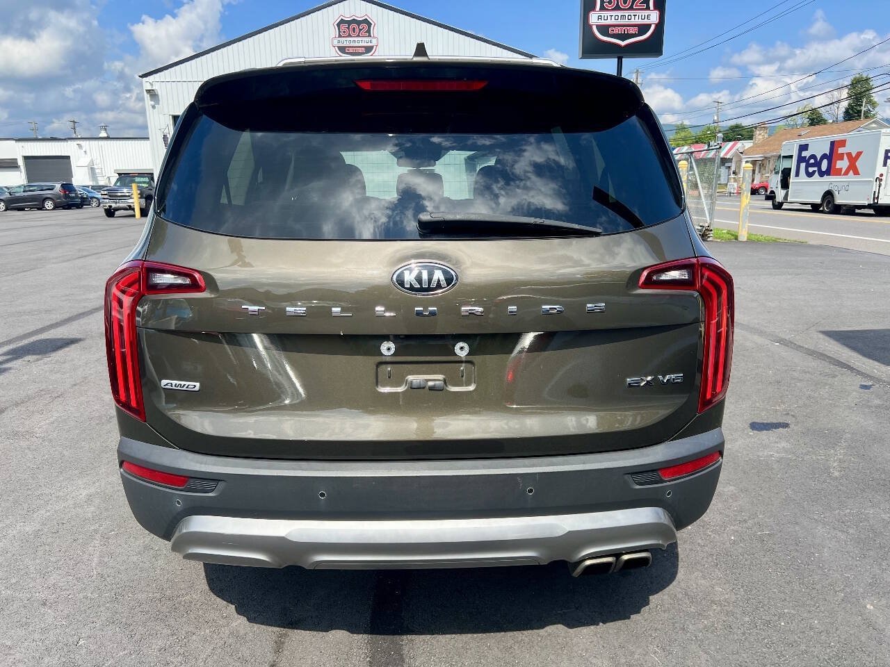 Used 2020 Kia Telluride EX AWD/4WD image 4