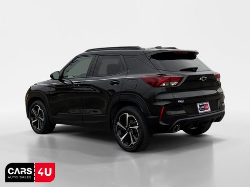 Used 2023 Chevrolet TrailBlazer RS w/ Sun and Liftgate Package image 5