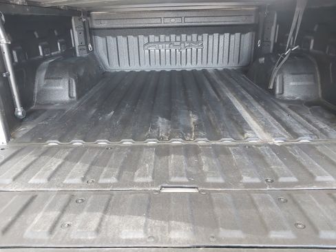 Used 2024 GMC Sierra 1500 AT4X image 27