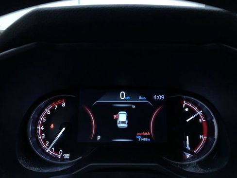 Certified 2023 Toyota RAV4 LE image 30