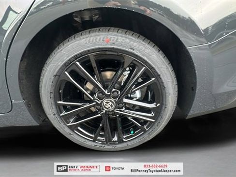 New 2026 Toyota Camry SE image 18