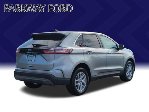 Used 2021 Ford Edge SEL w/ Convenience Package FWD image 5