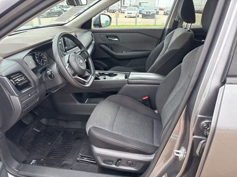 Used 2021 Nissan Rogue SV FWD image 6