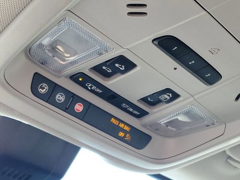 Certified 2022 GMC Terrain SLT image 22