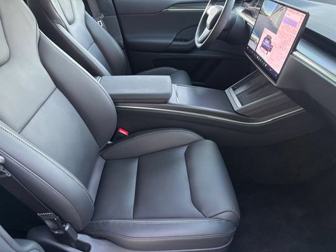 Used 2026 Tesla Model X Plaid AWD/4WD image 12
