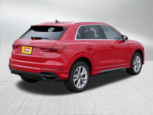 Used 2025 Audi Q3 2.0T Premium image 7