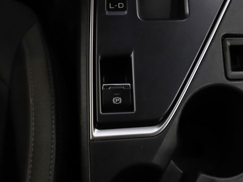 Used 2024 Subaru Impreza 2.0i image 24