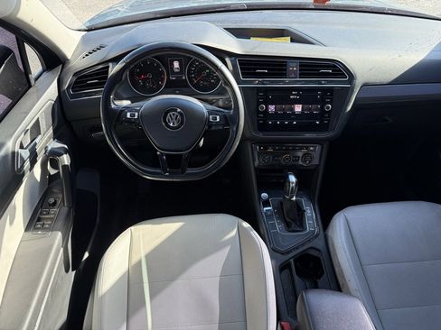 Used 2019 Volkswagen Tiguan SE image 7