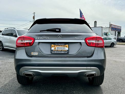 Used 2016 Mercedes-Benz GLA 250 4MATIC image 6
