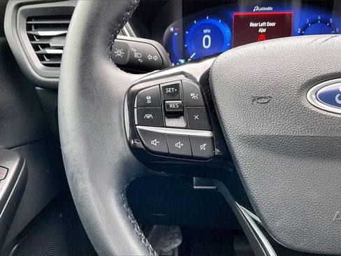 Certified 2022 Ford Escape SEL w/ Technology Package image 10