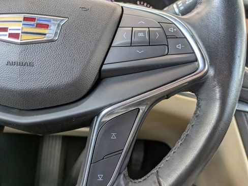 Used 2019 Cadillac XT5 Luxury image 24
