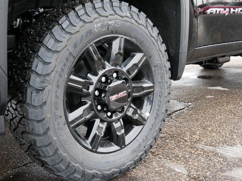New 2026 GMC Sierra 2500 AT4 w/ AT4 Premium Plus Package image 8