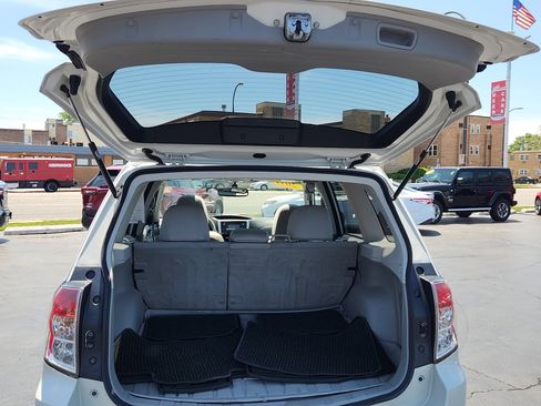 Used 2011 Subaru Forester 2.5X Premium w/ All-Weather Pkg AWD/4WD image 24