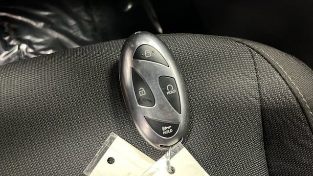 Used 2025 Hyundai Kona SEL AWD/4WD image 36