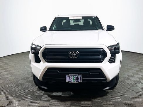 Certified 2025 Toyota Tacoma SR RWD image 2