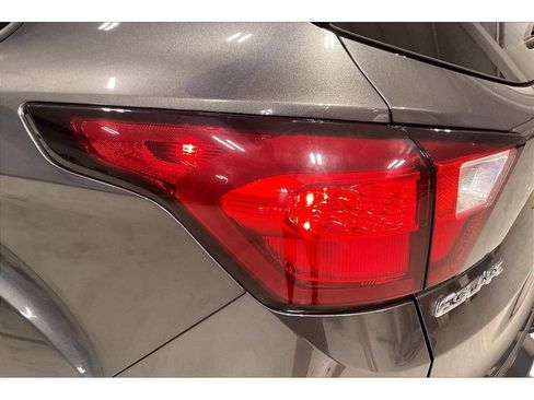 Used 2019 Ford Escape SEL AWD/4WD image 36