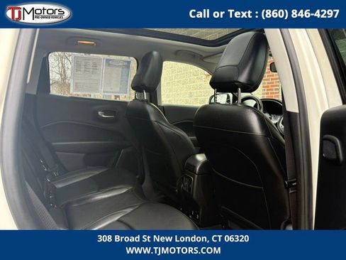 Used 2019 Jeep Compass High Altitude AWD/4WD image 12