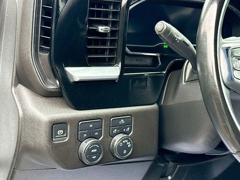 Used 2024 Chevrolet Silverado 3500 LT image 11