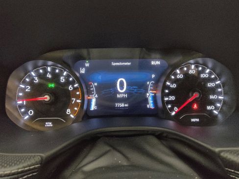 Used 2024 Jeep Compass Latitude w/ Altitude Special Edition image 23